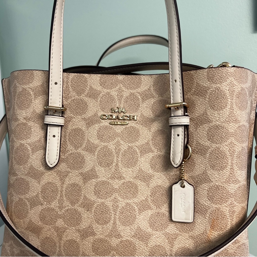 Coach Mollie Tote Bag 25 In Signature Canvas Paired With Mini ID
